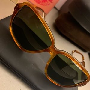 Linda farrow glasses